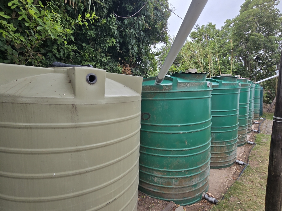 10 Bedroom Property for Sale in West Bank Eastern Cape